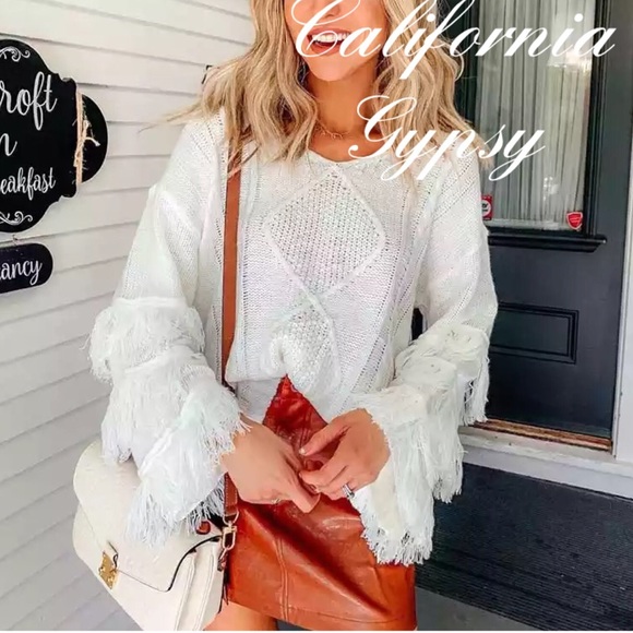 LAST ONE Fringe Knit Boho Oversized Sweater - Picture 2 of 9